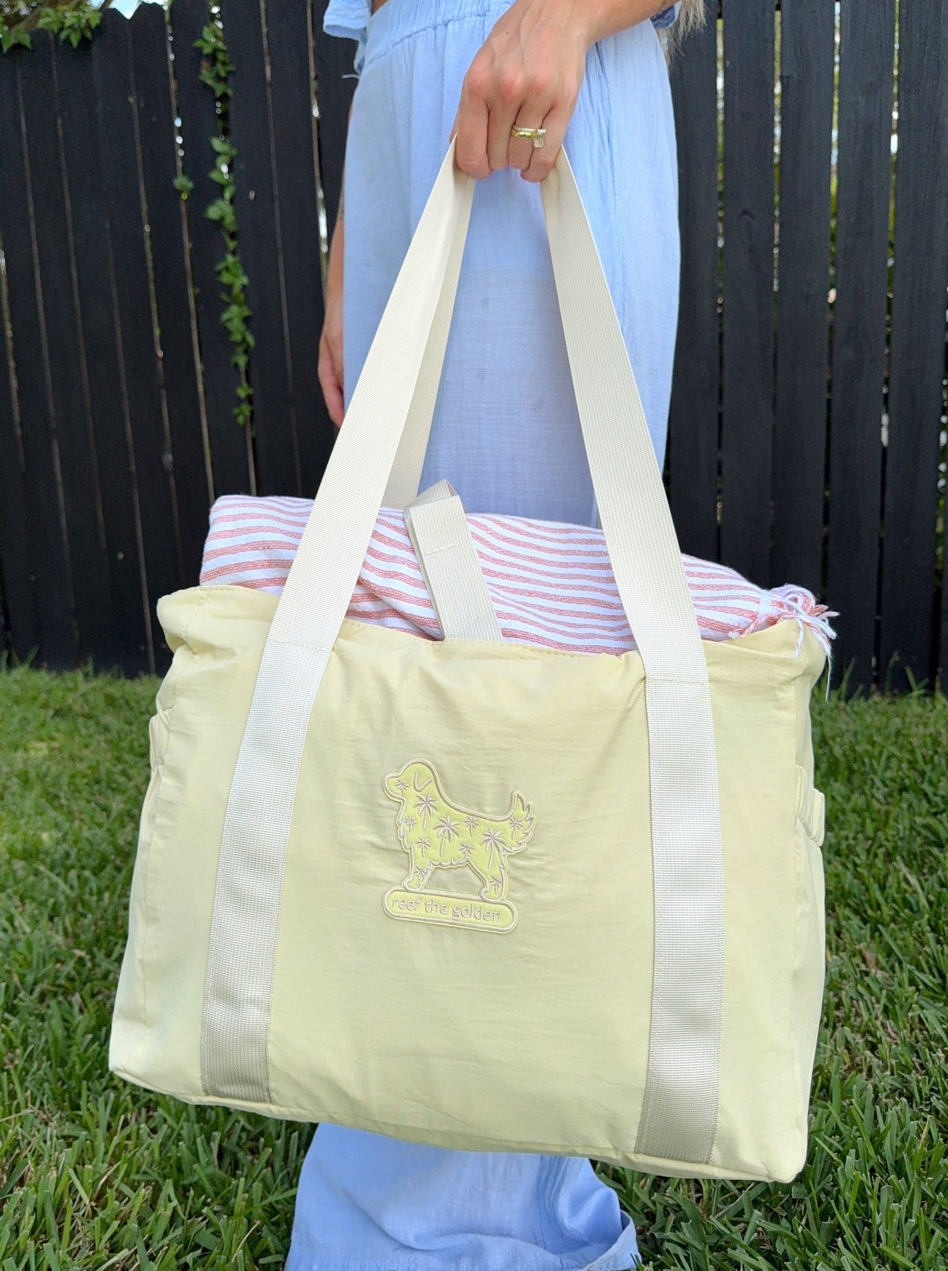 the coastal carryall