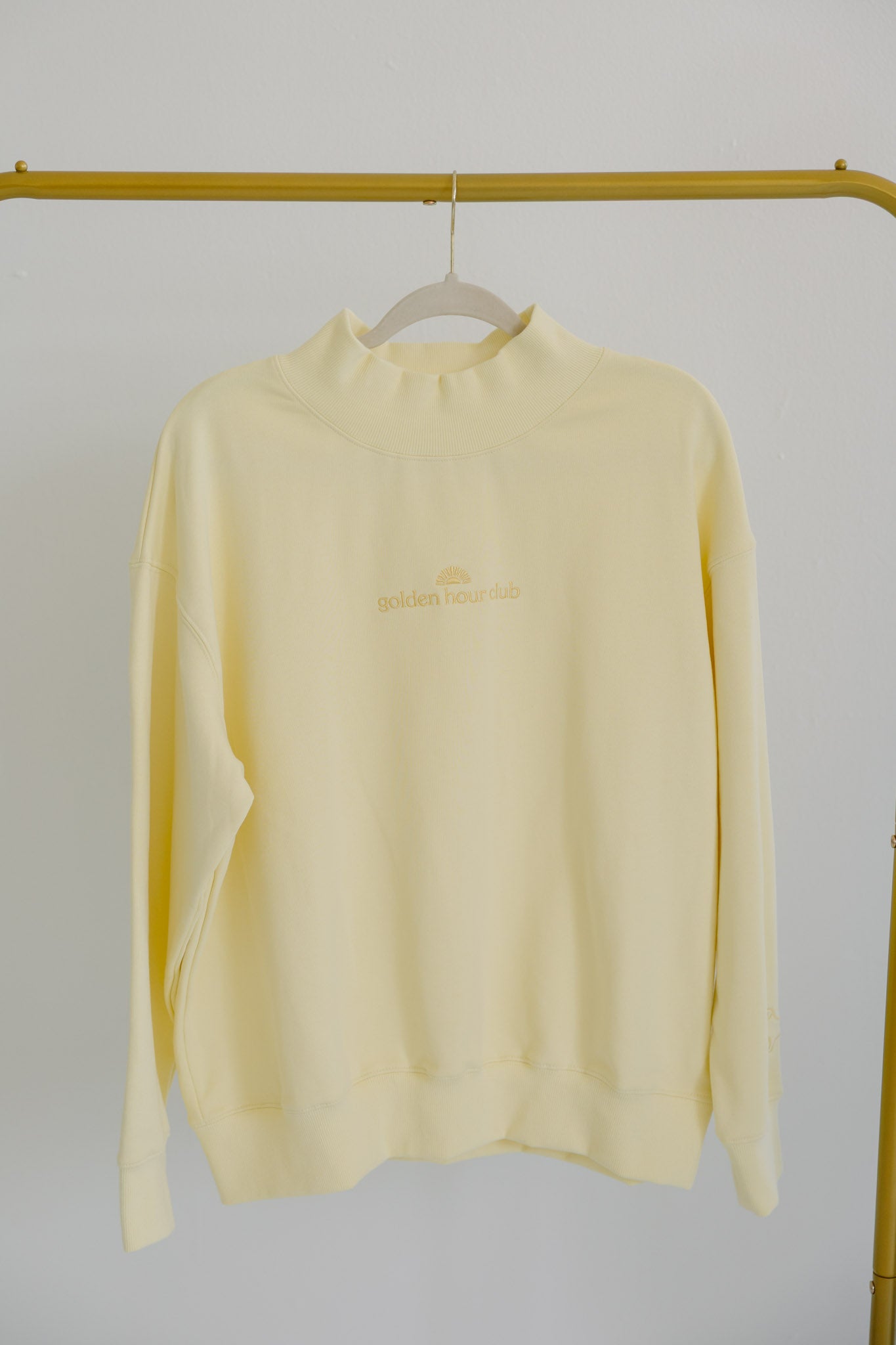 golden hour club mockneck