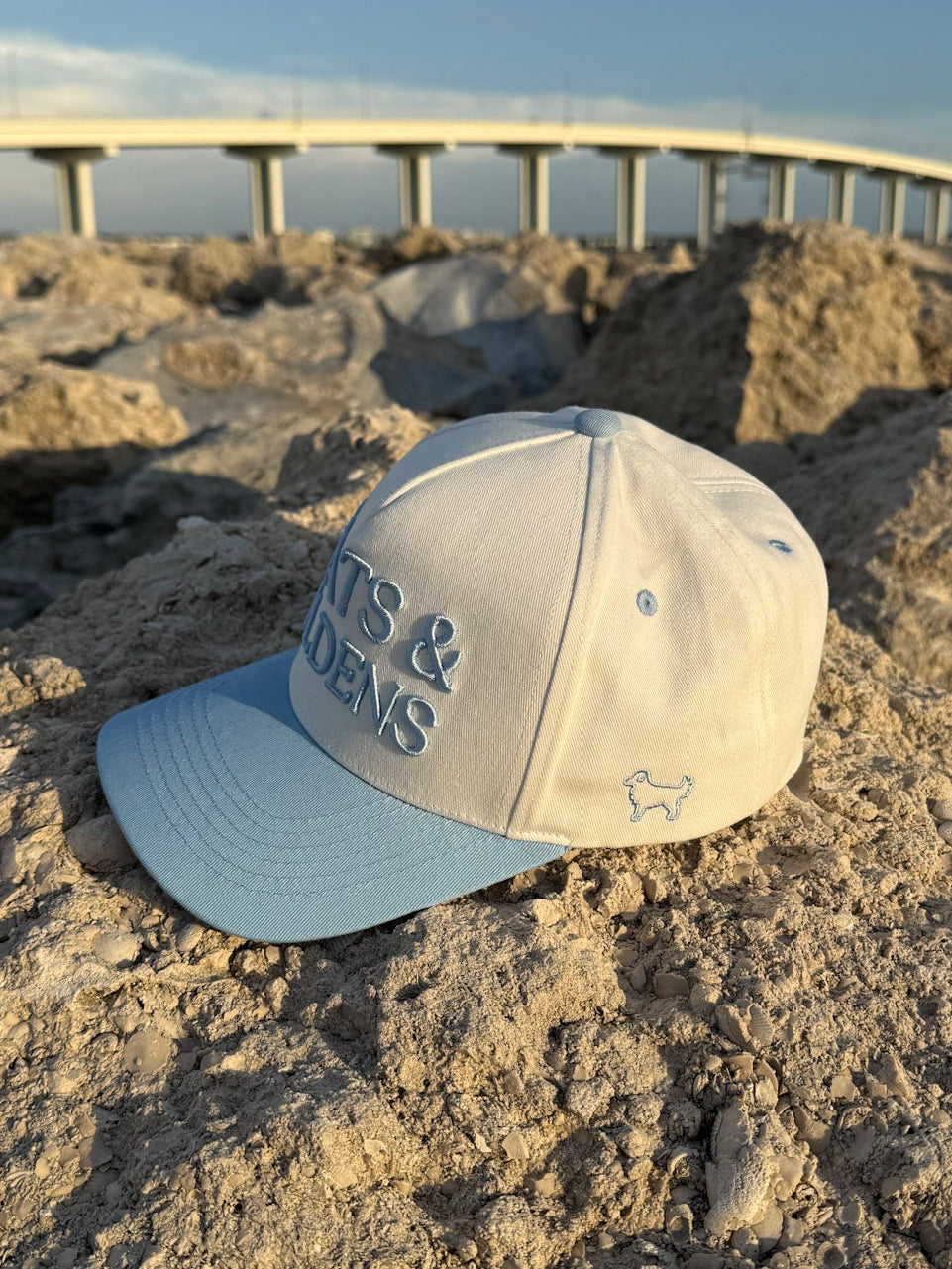 boats & goldens hat